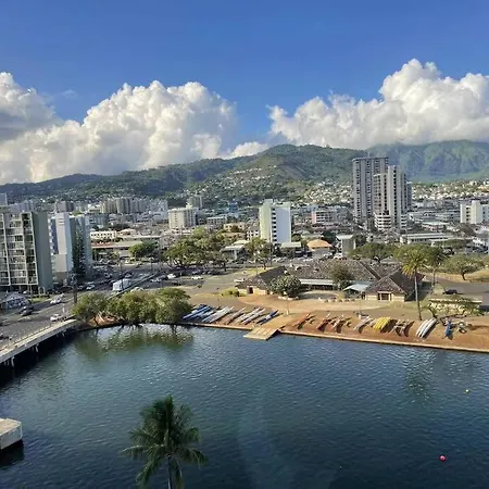 Waikiki Canal Family Room 6Person Honolulu Exterior photo